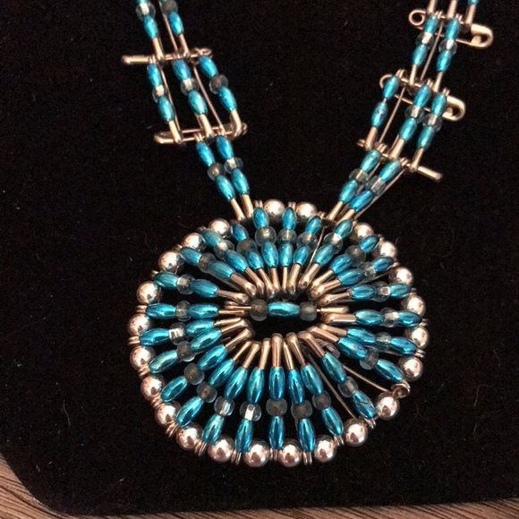 Vintage boho arts and crafts safety pin and bead necklace pair plus one bead - Picture 5 of 16